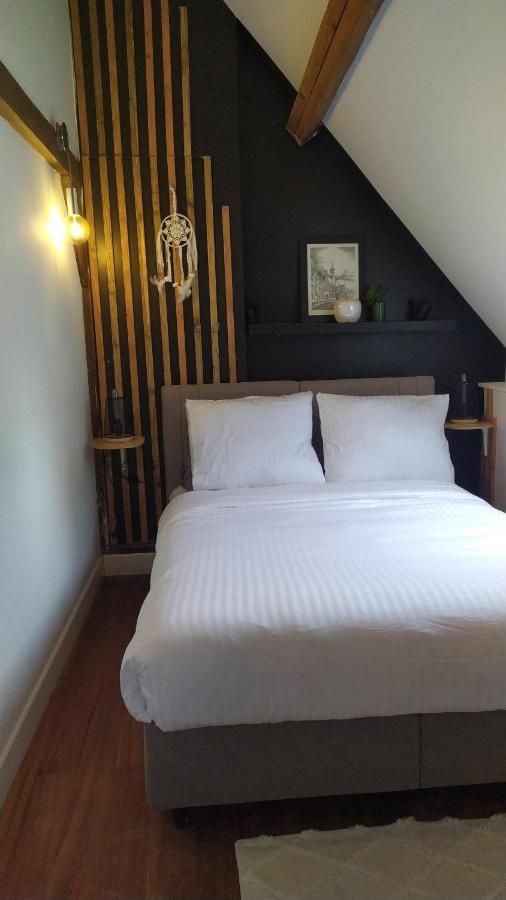 몽스 Loft De La Raquette 아파트 외부 사진