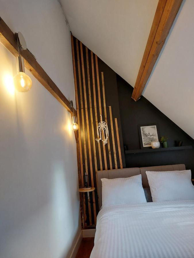 몽스 Loft De La Raquette 아파트 외부 사진